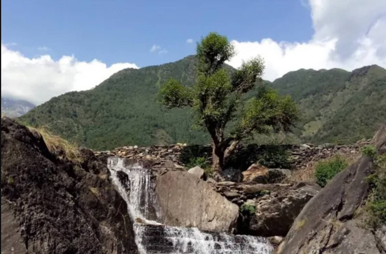 Others 3, Hill Ventures, Kangra