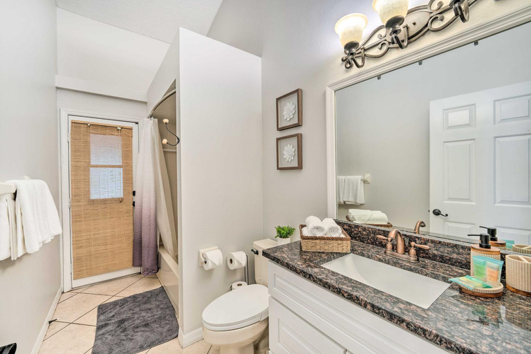 Bathroom, Walk to Lake: Stunning Central Florida Home!, Seminole