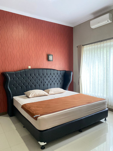 Bedroom 3, Green Patriot Resort, Garut