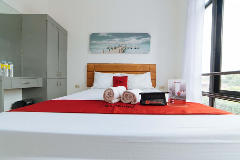 Bedroom 16