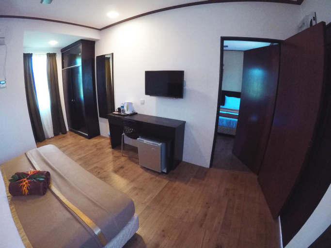 Bedroom 6