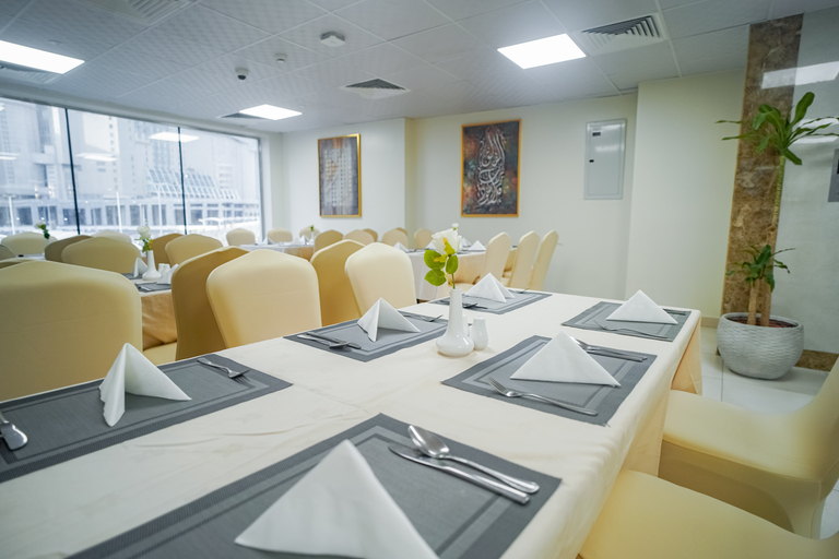 Food & Drinks, Emaar Worth Elite, Makkah