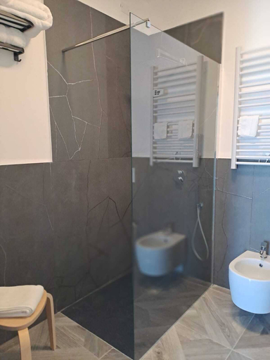 Bathroom 5, beb Clarosa, Vibo Valentia