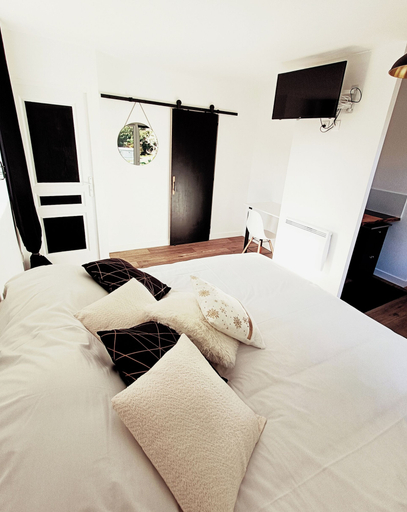 Bedroom 5, Domaine Minio Bihan, Morbihan