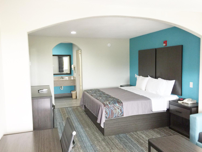 Bedroom 13