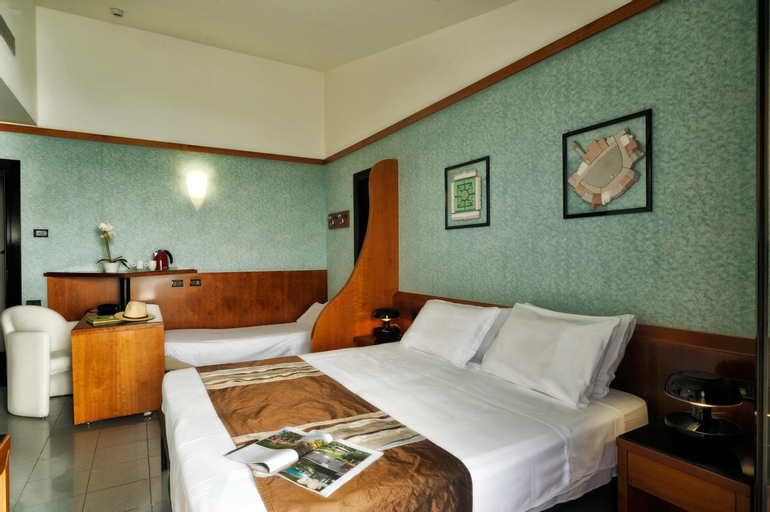 Bedroom 10