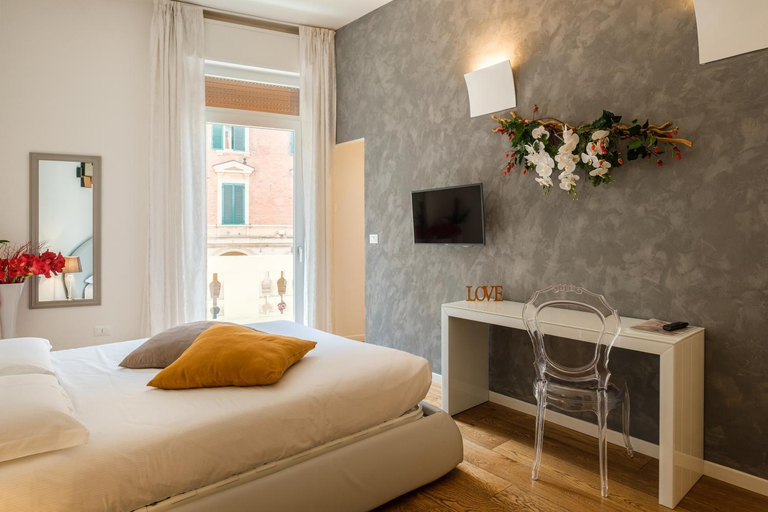 Others 4, Tempobiancosuites, Bologna
