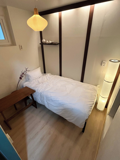 Bedroom 1, Pocket Seoul, Yeongdeungpo