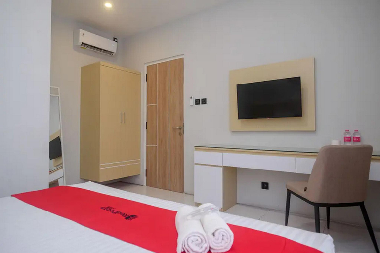 Bedroom 12