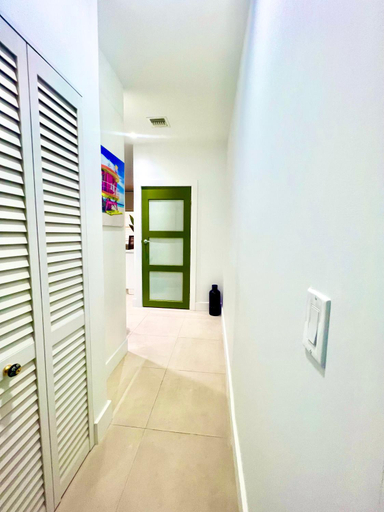 Others 3, SOBE MONARCH 2 - 2 Bedroom 2 Bathroom Apts - 2 Independent 1 bedrooms apts, Miami-Dade