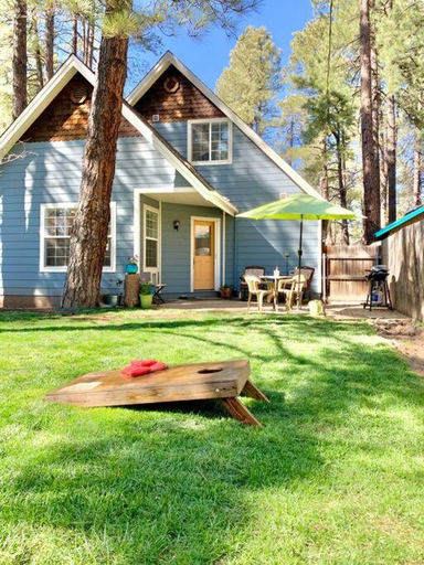 Exterior & Views 1, The Comforts' Inn: Mountain Escape, Coconino