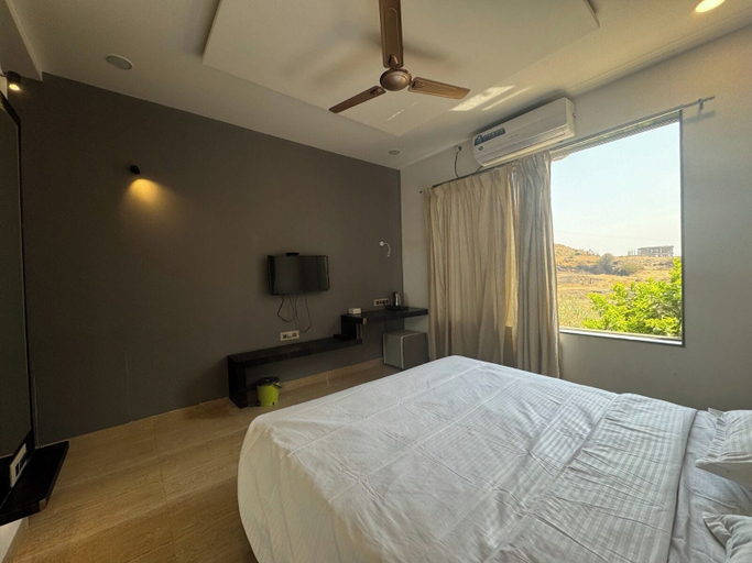 Bedroom 4, Zestin Hill Resort, Pune