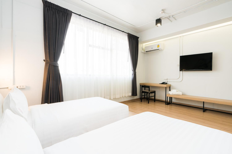 Bedroom 25