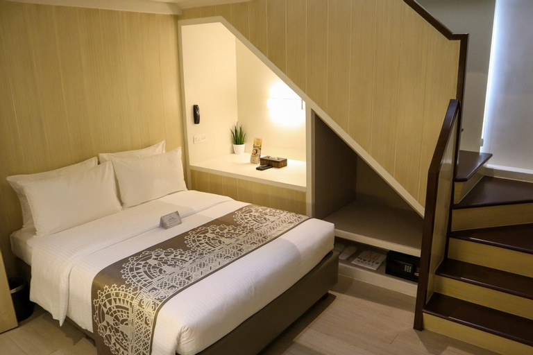 Bedroom 12
