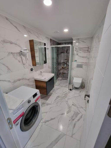 Others 5, Royal Homes 405, Antalya