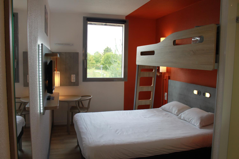 Bedroom 6