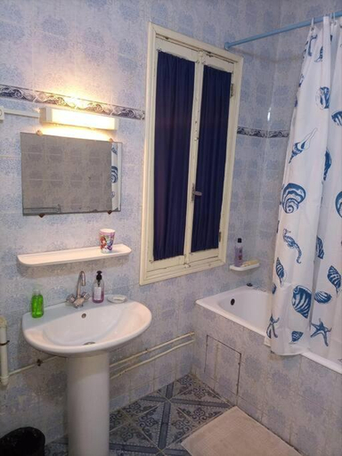 Bathroom, Appart Central, Sidi El Béchir