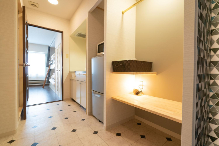 Bathroom 23