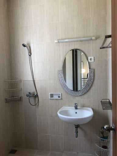Bathroom 4, De Reiz Villa Irish Syariah 4BR Family Only, Bandung