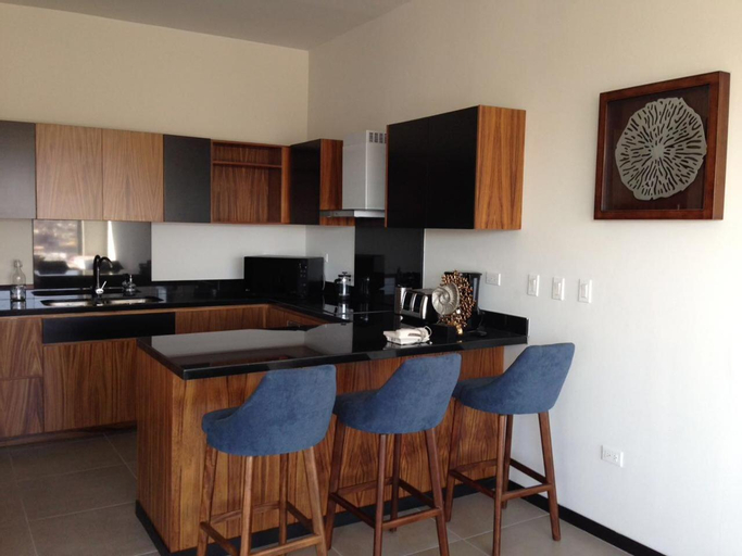 Dining Room 1