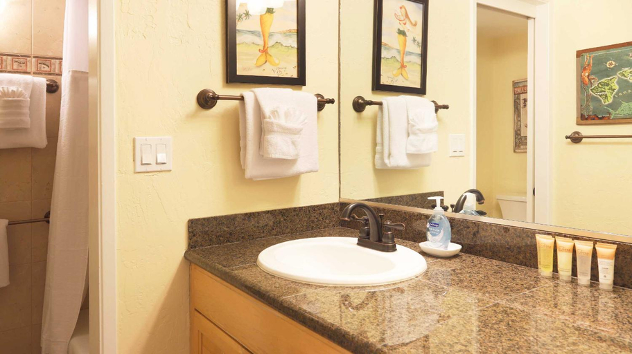 Bathroom 2, Maui Westside Presents: Papakea J401 Top floor Ocean Views, Maui