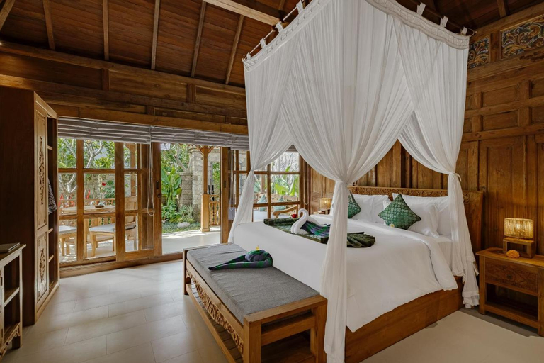 Bedroom 2, Uddhara Ubud Villa, Gianyar
