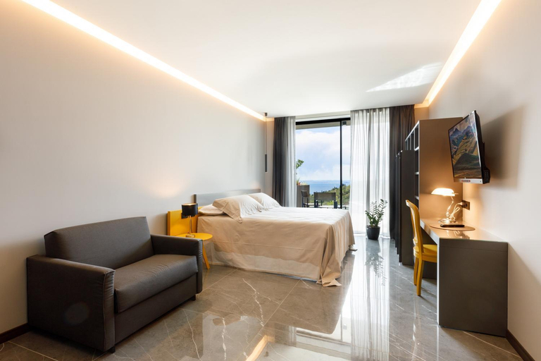 Bedroom 14