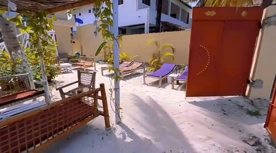 Others 3, Sanha Fresh residence, Kusini