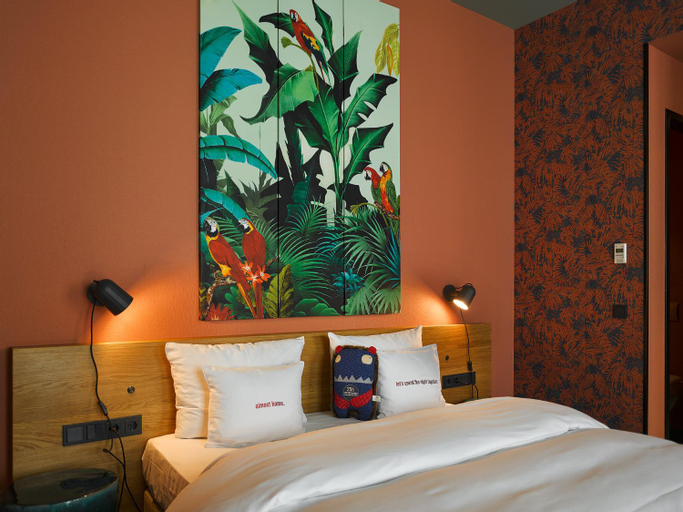 Bedroom 12