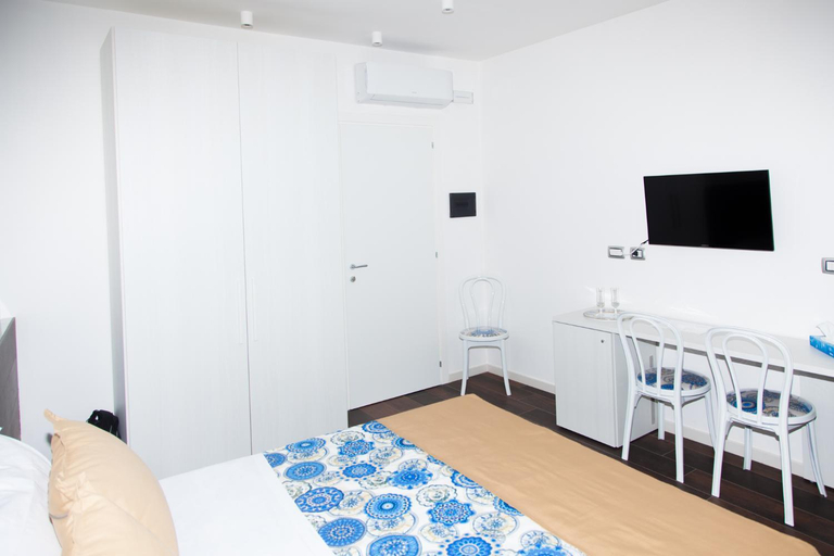 Bedroom 2, Casa Restino, Napoli