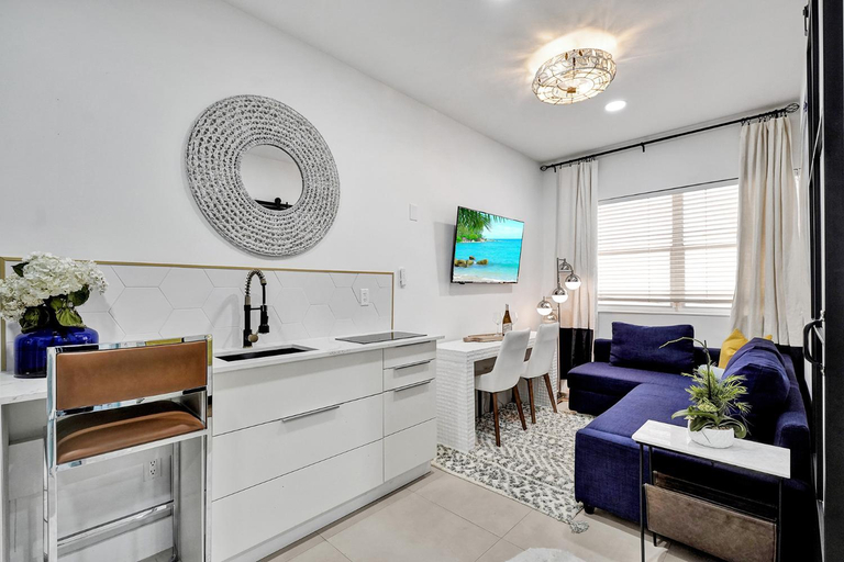 Others 5, SOBE MONARCH 2 - 2 Bedroom 2 Bathroom Apts - 2 Independent 1 bedrooms apts, Miami-Dade