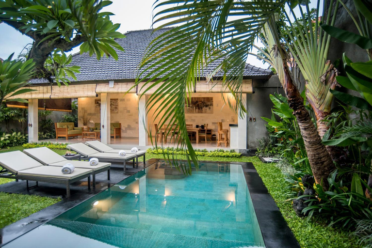 Swimming Pool 14