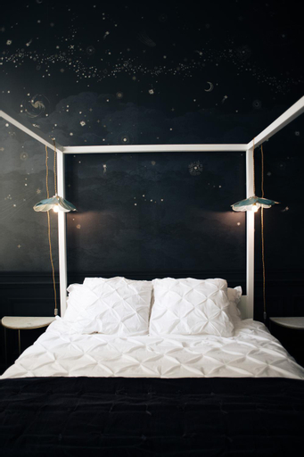 Bedroom 16