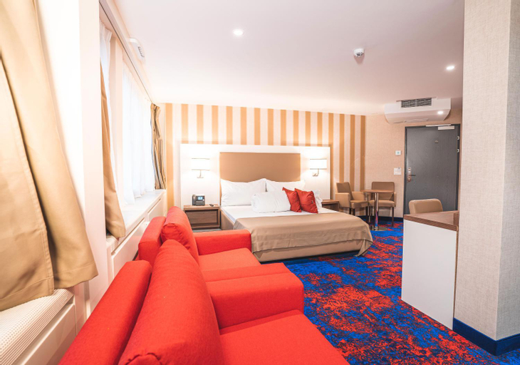 Bedroom 6