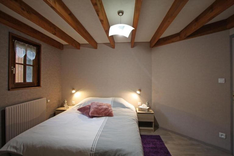 Bedroom 4, Les jumeaux, Vosges