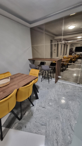 Food & Drinks, Vila Bun, Sanmartin