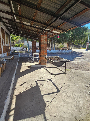 Others 4, Sierra hotel, Urique