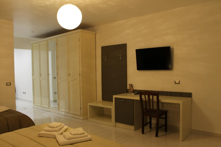 Others 4, Madigans rooms bed&breakfast, Lecce