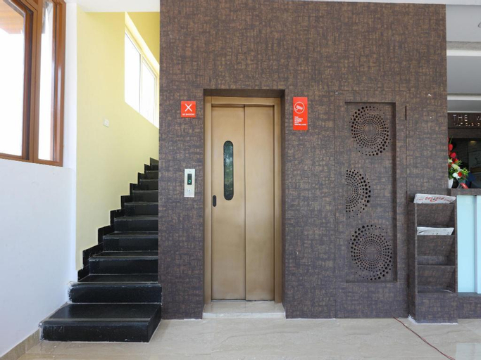 hotel parkwayinn , Kancheepuram