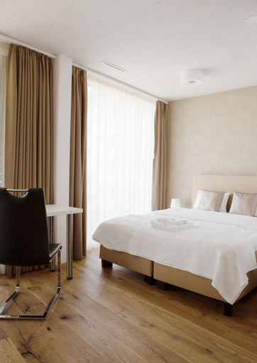 Bedroom 21