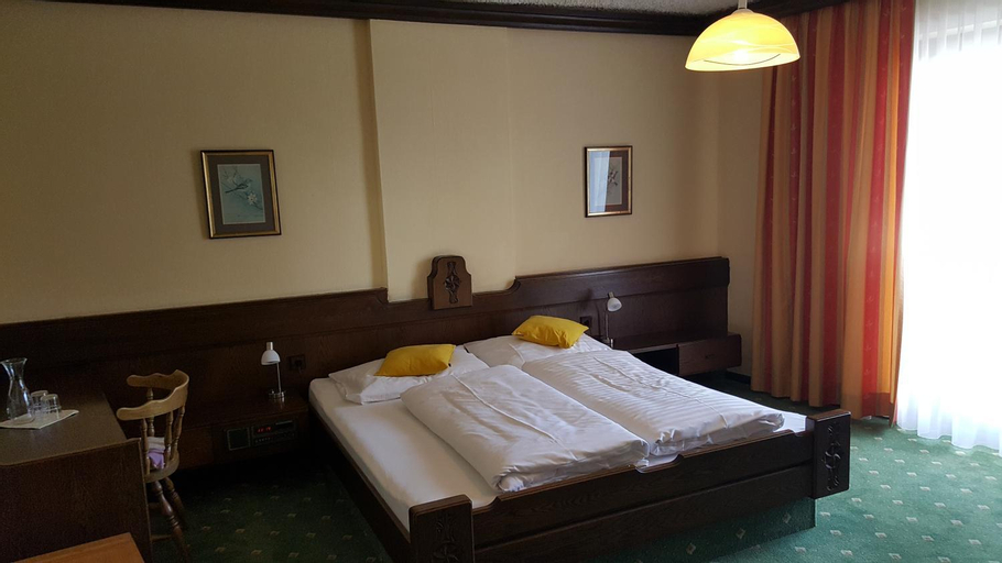 Bedroom 9