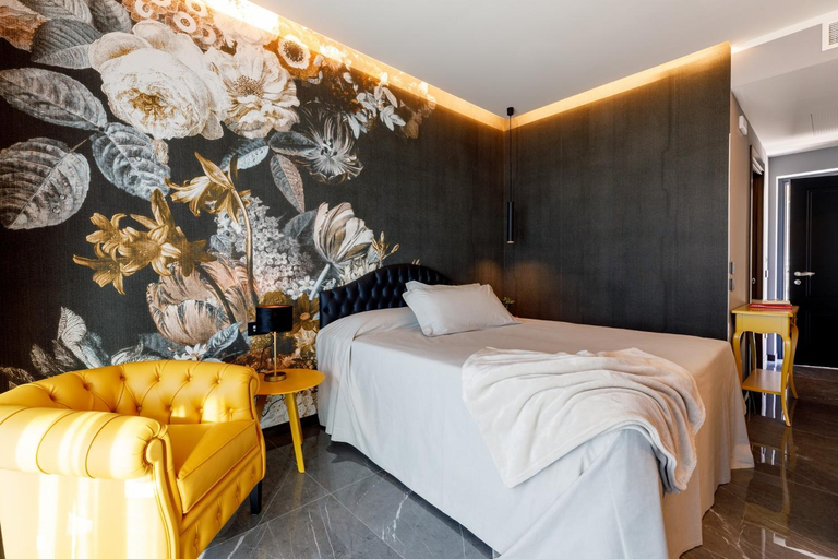 Bedroom 30