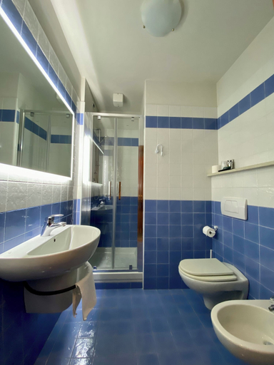 Bathroom 5, CONTRA' CONTARINI, Vicenza