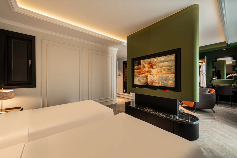 Bedroom 12