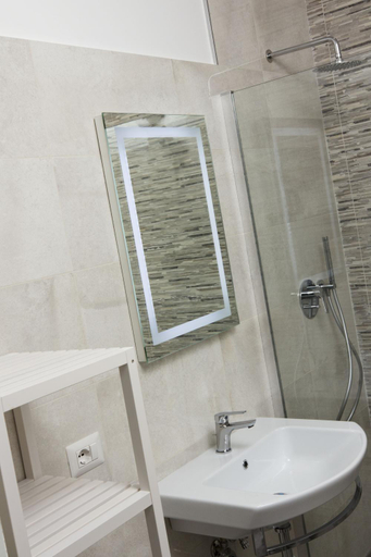 Bathroom 3, Rosa's House Rome Airport, Roma