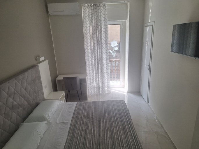 Bedroom 3, Affittacamere La Violetta, Napoli