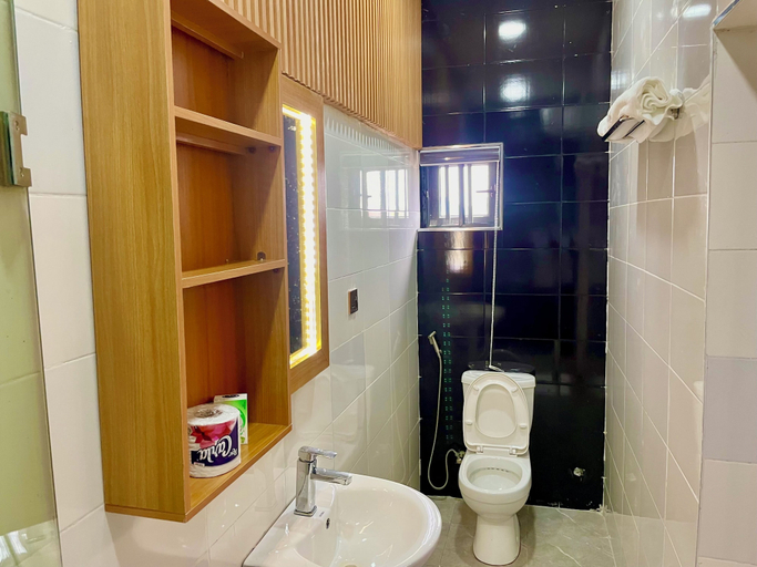 Bathroom 4, GoodHouse XT, Eti-Osa