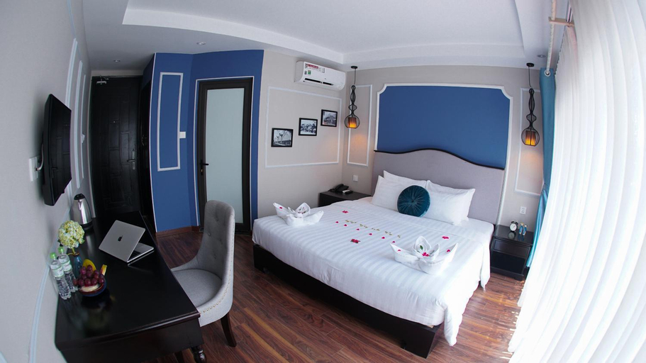 Bedroom 12