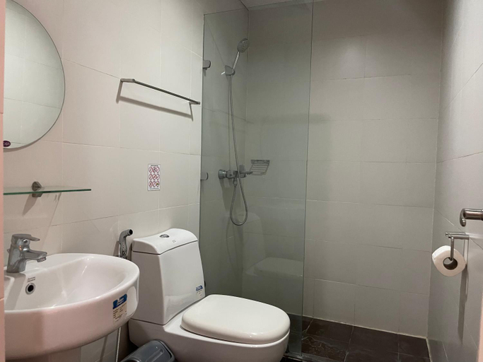 Bathroom 5, KL Tower with Balcony Greenbelt Makati, Makati City