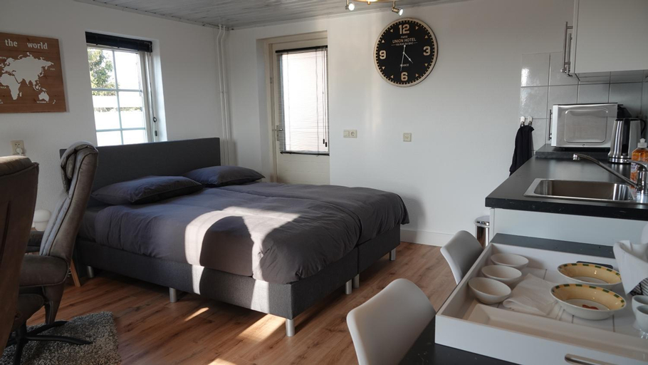 Bedroom 14